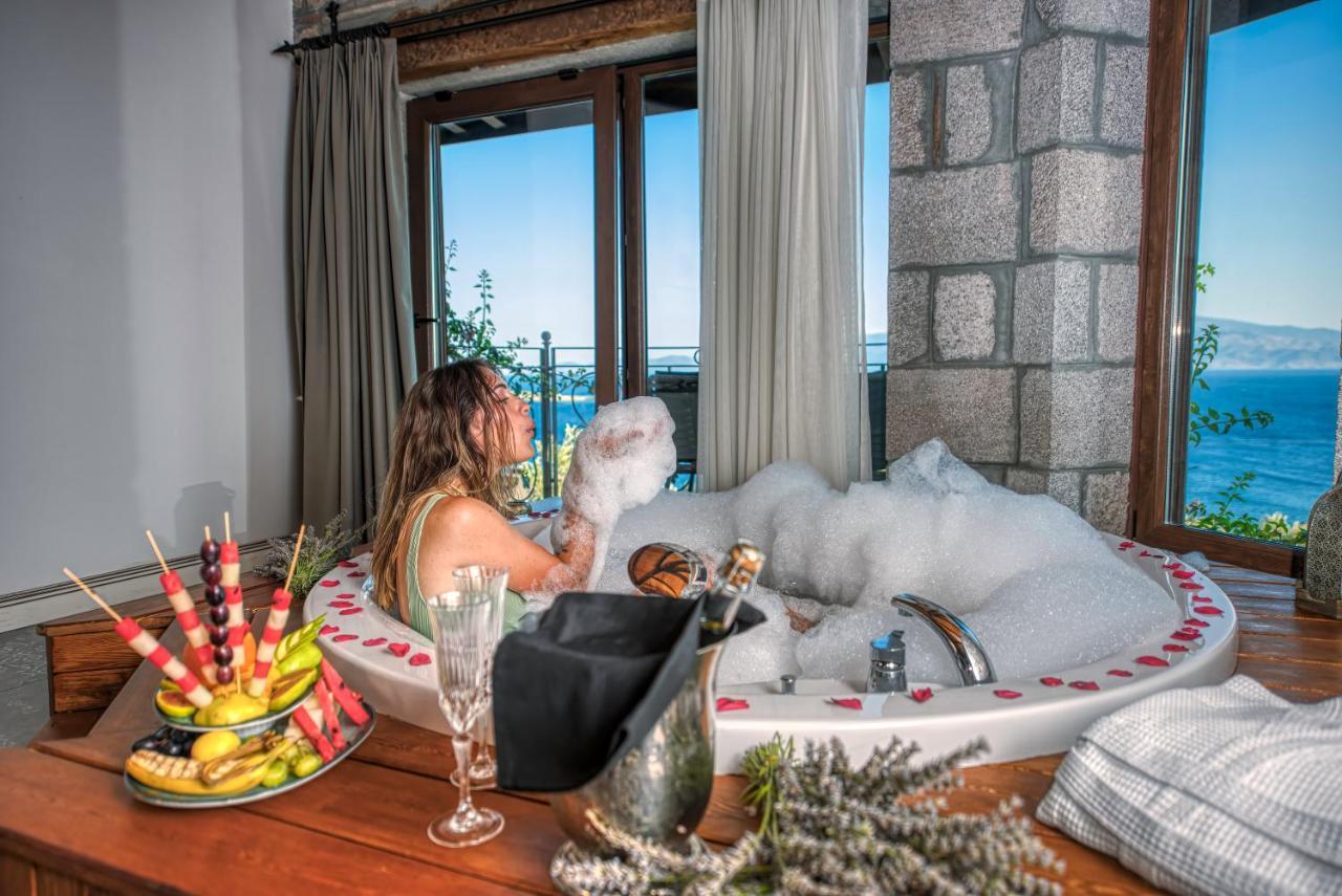 Assos Dionysos Special Class Hotel Adults Only 12 Years Buitenkant foto